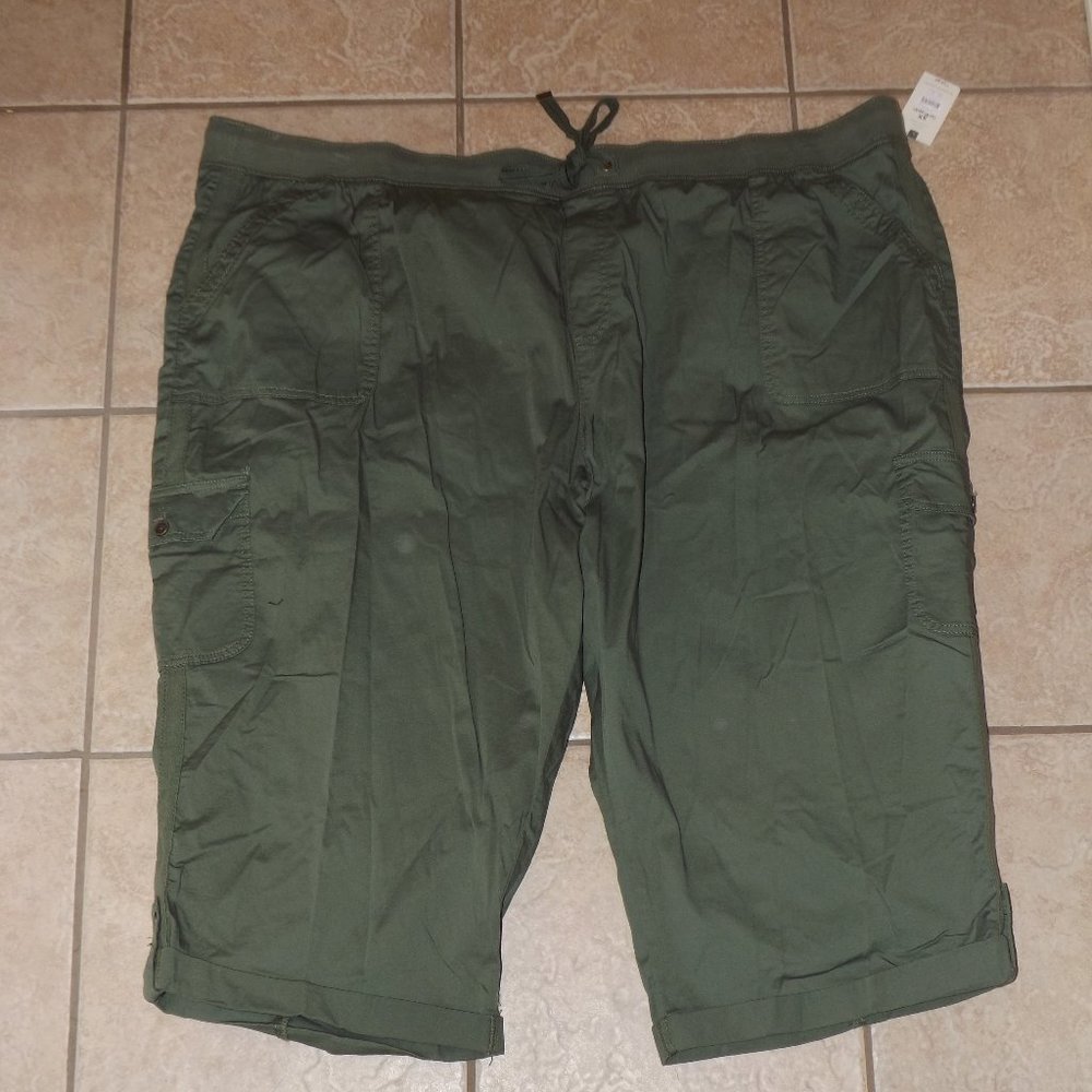 Plus Sz 5X 32/34 Olive Green Cargo Capri Pants NEW